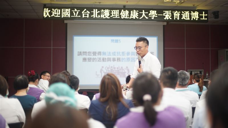 耕莘醫院複合式桌上模擬演練過程。（圖／翻攝畫面）