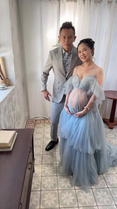 AJ哥常和老婆「美女店長」合拍抖音，日前妻子才懷孕生子，外界紛送上祝福。（圖／翻攝自AJ哥抖音）