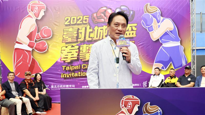 原民員會主委曾智勇鼓勵在場的原住民選手。（圖／臺北市政府體育局提供）