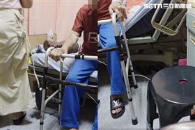 中風爸看3次中醫花27萬　孝女看收據驚呆（圖／翻攝畫面）