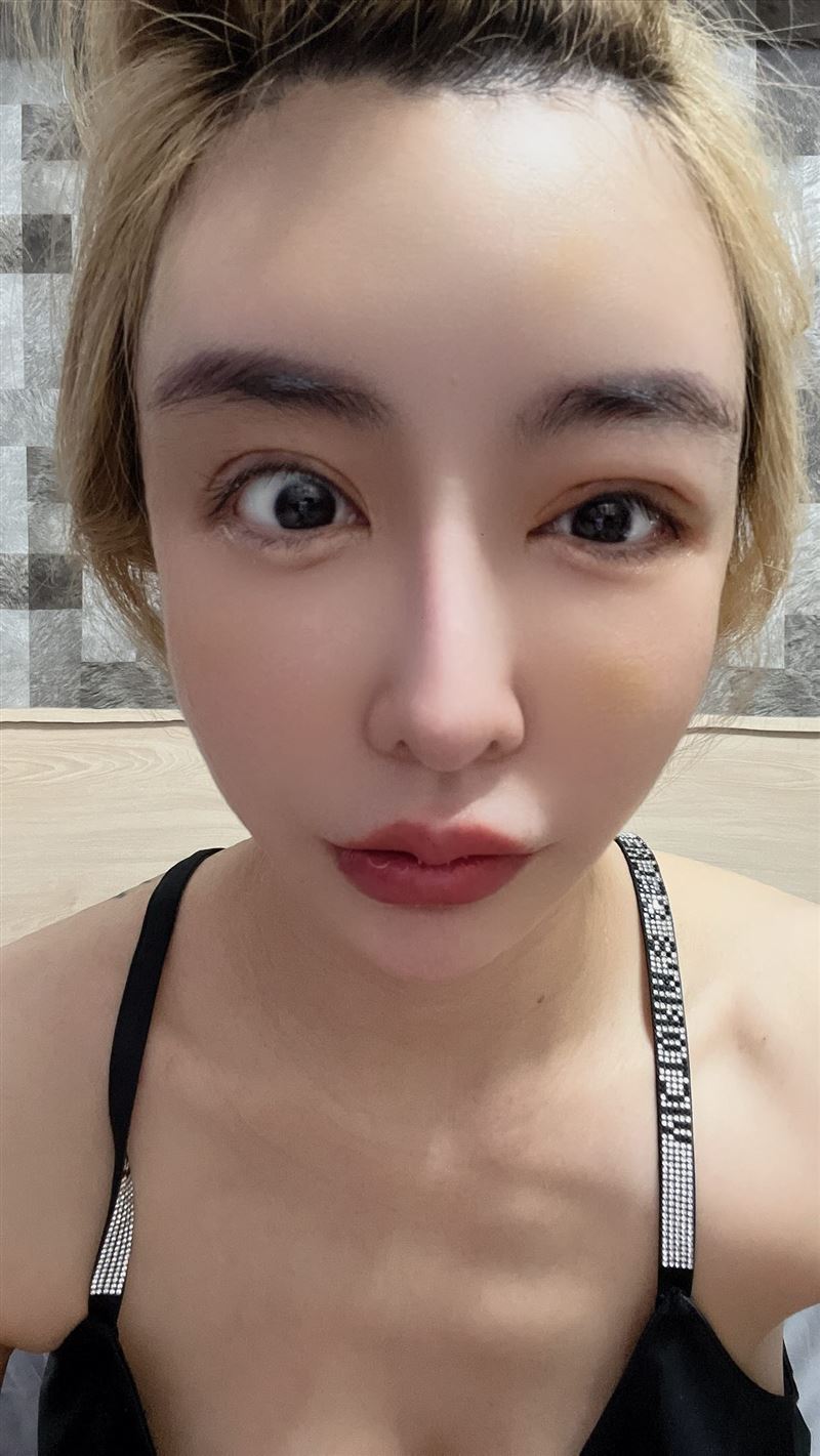 雪碧如今有容貌焦慮（圖／翻攝自Thread @sprite0719ss）