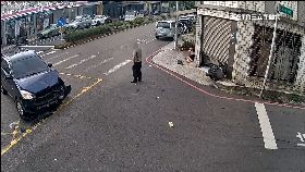 L撞機噴鐵門0930