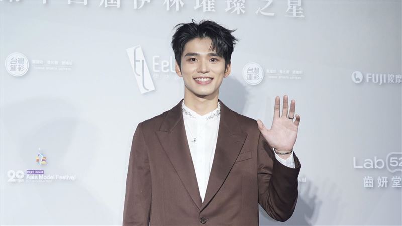 粿粿遊美爆婚變！同行男星曝互動真實狀態