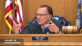 卡普里奧以同情心、謙遜與對人性美好的堅定信念聞名。（圖／翻攝自YouTube）