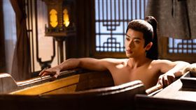 周也、丞磊主演古裝劇《錦月如歌》。（圖／iQIYI愛奇藝國際版提供）