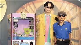 蕭煌奇、李炳輝。（圖／華納音樂提供）