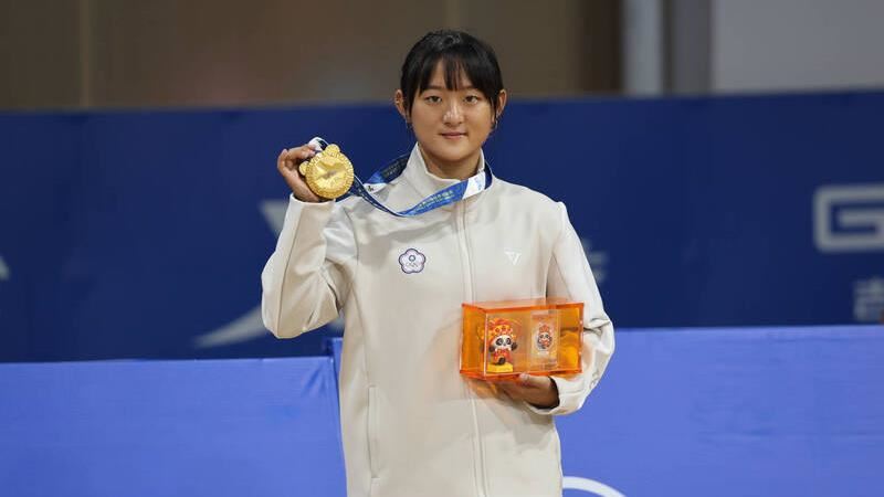 劉巧兮剛在成都世界運動會滑輪溜冰女子自由式速度過樁摘金。（圖／中華奧會提供）