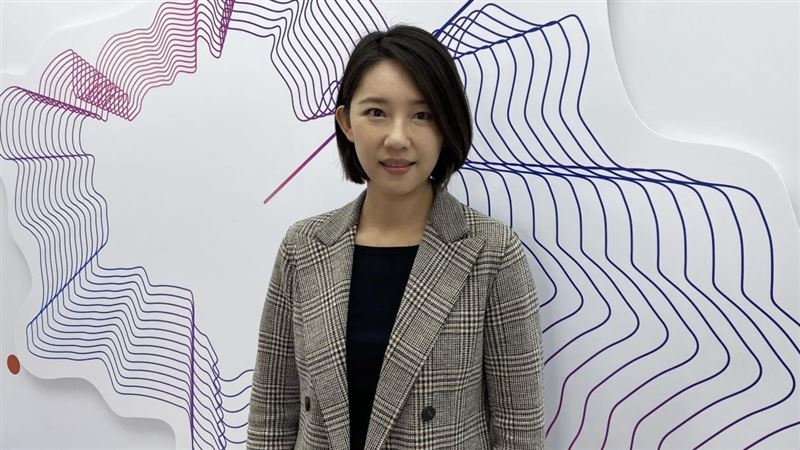 疑仲介玩兩面手法　美女館長陷糾紛回應了