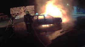 火燒車的情形。（圖／翻攝畫面）