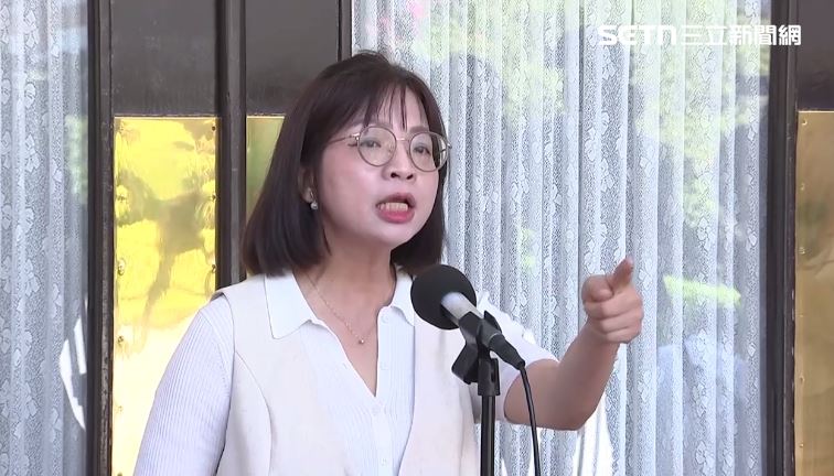 林淑芬受訪時嗆問黃國昌到底是不是美國人的阿爸。（圖／翻攝畫面）