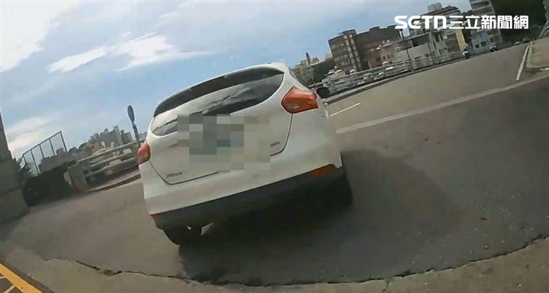 彰化縣檢舉王出沒，8個月內檢舉車過2800件交通違規。（圖／彰化縣警局提供）