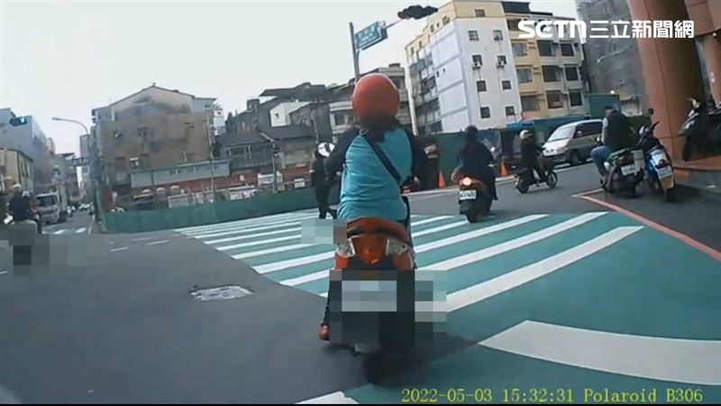 彰化縣檢舉王出沒，8個月內檢舉車過2800件交通違規。（圖／彰化縣警局提供）