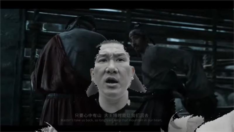 館長才宣布開抖音直播畫面突然出包秒變黑白色。（圖／翻攝自館長惡名昭彰Youtube頻道）