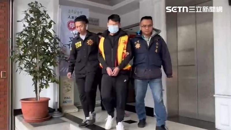 警方訊後將四海幫海森堂李姓成員移送法辦。（圖／翻攝畫面）