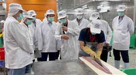 總統賴清德前往宜蘭與漁業代表座談，同時實地關心鬼頭刀漁業產銷情形。（圖／總統府提供） 