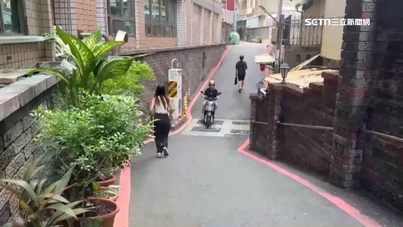 地標見「台南雲霄飛車」！實際到場是巷道