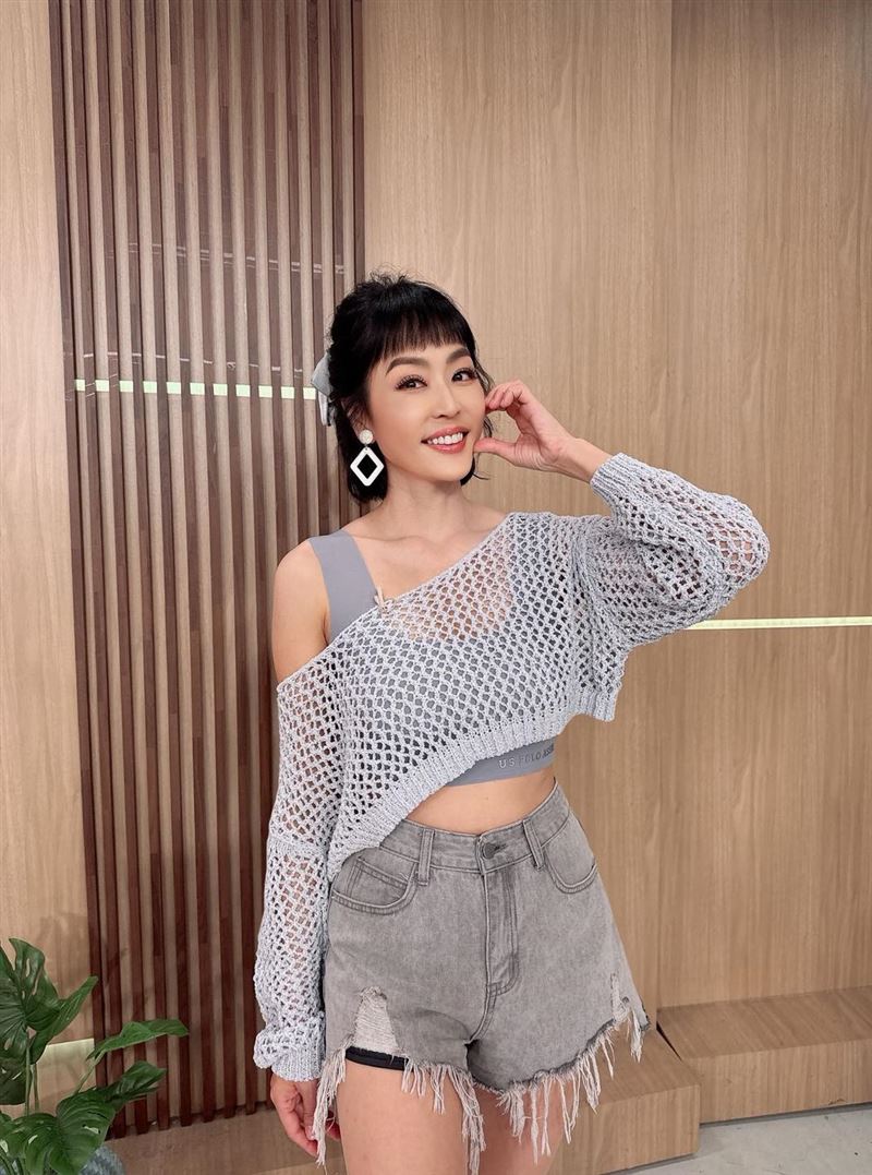 唐玲透露不少癌友確診前，心情都莫名低落。（圖／翻攝自唐玲臉書）