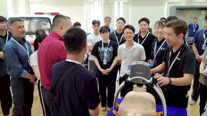 透過與日方人員的互訪交流，救護義消也在專業技能上更上一層樓。（圖／記者洪正達攝影）