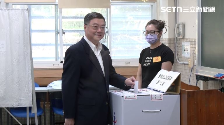 行政院長卓榮泰投公投票。（圖／翻攝畫面）