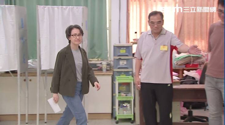 副總統蕭美琴23日前往投票