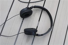  耳機（示意圖／PIXABAY）