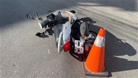 台中東勢車禍！投開票所管理員慘摔全身傷送醫　區公所急調派人員遞補