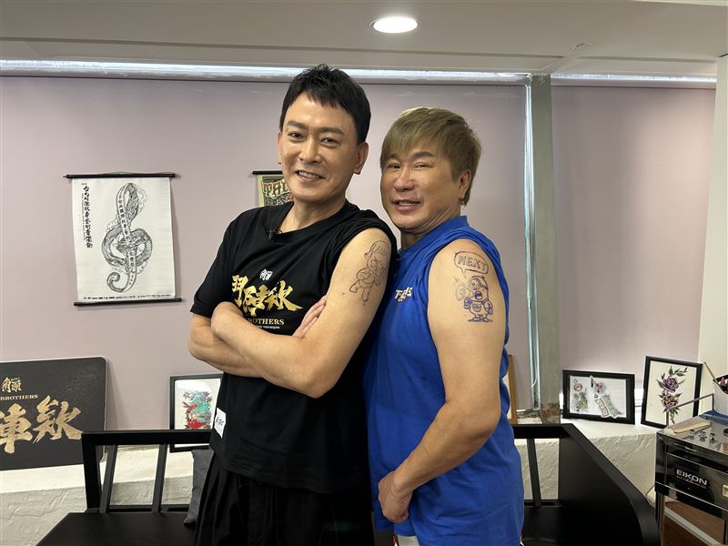 胡瓜訪問王識賢。（圖／《下面一位》提供）
