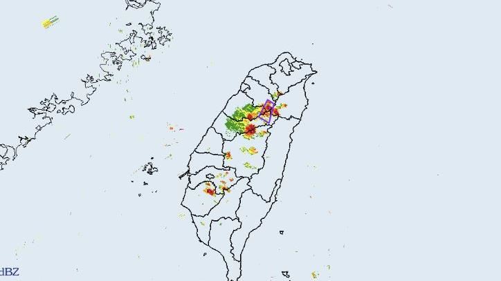 新／5縣市大雨特報！大雷雨警示區域曝
