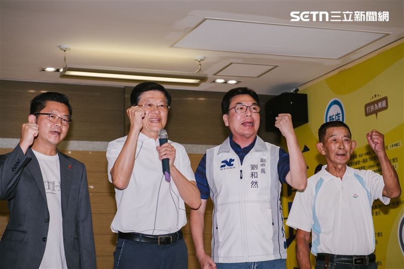 羅明才挺過罷免案，發表談話。（圖／記者楊士誼攝影）
