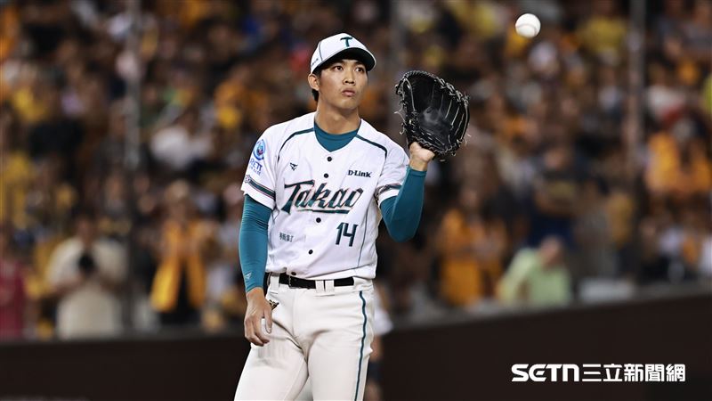 先拿救援王再奪新人王 林詩翔成中職首人