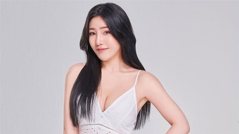 歌手莊昱凡推出新歌，邀請國光女神許薇安擔任MV女主角。（圖／翻攝自許薇安IG)