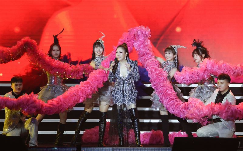 張秀卿在台南舉辦個人演唱會。（圖／名人演藝事業 提供）