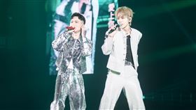 蕭秉治《活著Alive》高雄巨蛋演唱會。（圖／相信音樂提供）