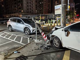 平鎮,追求,已婚,衝撞（圖／翻攝畫面）