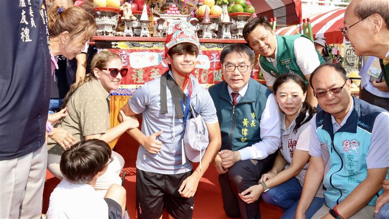 台南做16歲成年禮   巴拉圭公使之子體驗