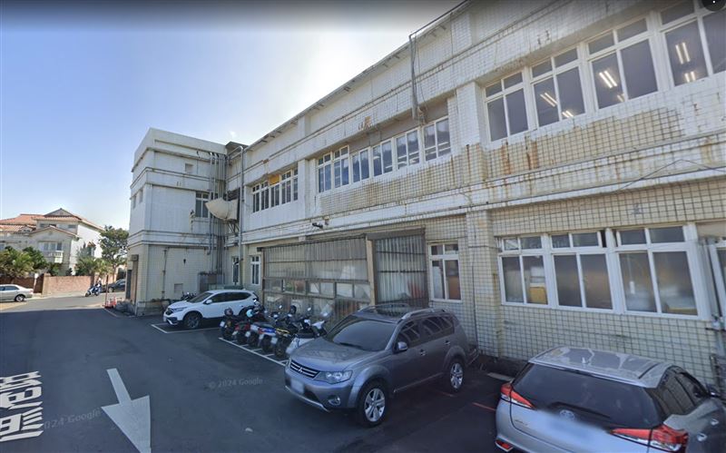 竹圍漁港直銷中心今（24日）餐廳廚房發生火警。（圖／翻攝自Google Map）