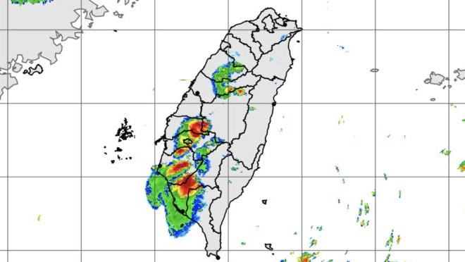 新／大雷雨狂轟「5縣市」 最新警戒區出爐