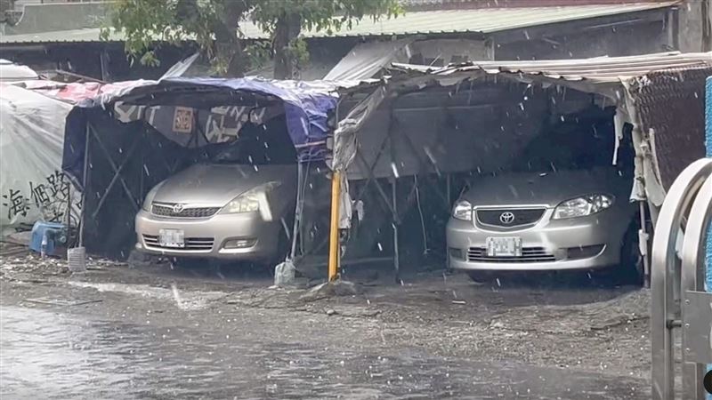 新／天降小粉圓　台南人驚呼：下冰雹啦！