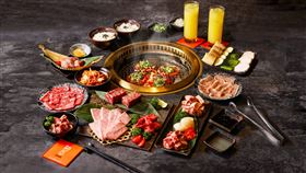 雙人豪華燒肉盛宴$6,666 元，8/29~8/31凡點即贈市值$1,200鱈場蟹腳乙份。（圖／品牌業者提供）