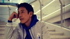 呂頌賢因為細菌性肺炎入院搶命。（圖／翻攝自呂頌賢微博）