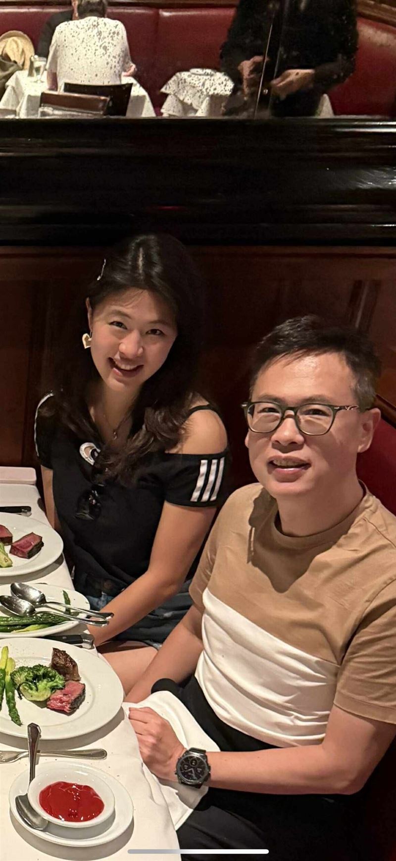 賈永婕女兒與父親王兆杰在美國（圖／翻攝自賈永婕的跑跳人生臉書）