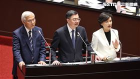 行政院長卓榮泰、副院長鄭麗君今（25）日赴立法院提出「台美關稅談判之進程、方針、原則及台灣產業可能遭受之衝擊影響評估」專案報告。（圖/記者盧素梅攝影）