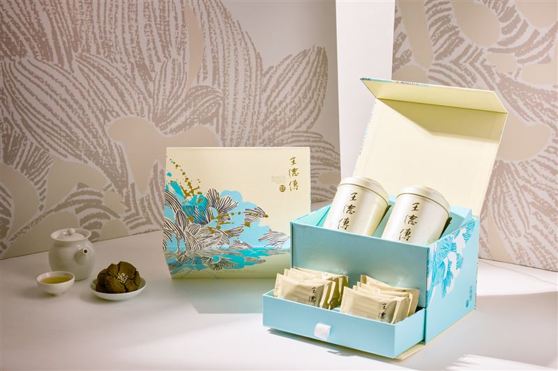 王德傳茗悅雙層禮盒。(圖/品牌業者提供)