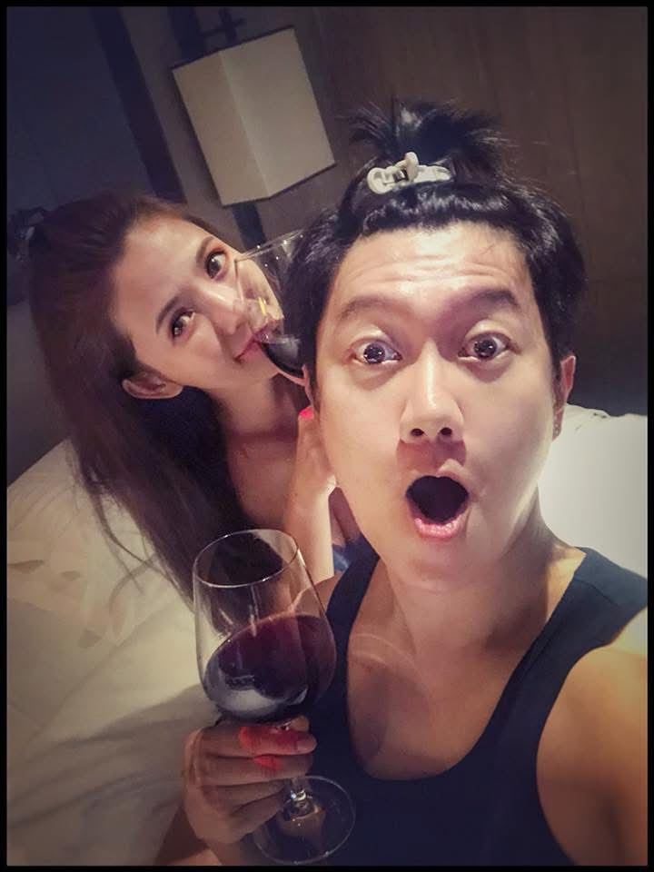 拐拐（左）與吳阿志（右）擁有10年交情。（圖／翻攝自拐拐IG）