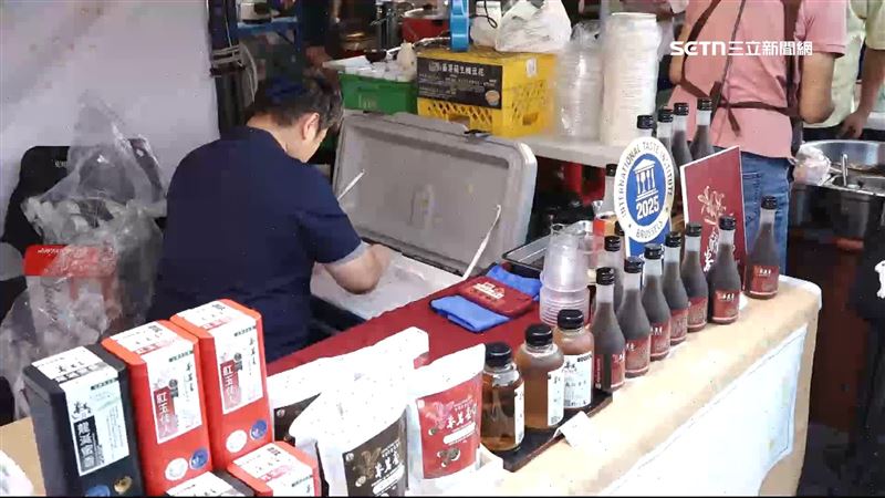 現場有各式冷飲