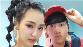 王思佳曾與彩妝師好友吳阿志合作多年（圖／翻攝自IG @pinksophia0818）