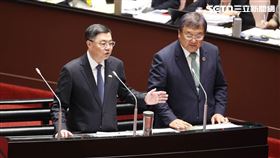 行政院長卓榮泰與衛福部長邱泰源。（圖／記者盧素梅攝影）