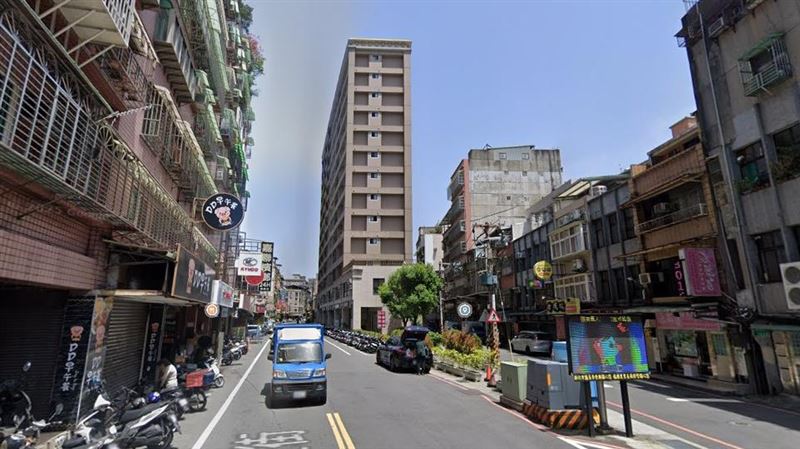 三重一法拍屋將於本周三拍,屋主自稱凶宅,專家估將流標。(圖/翻攝Google Maps)