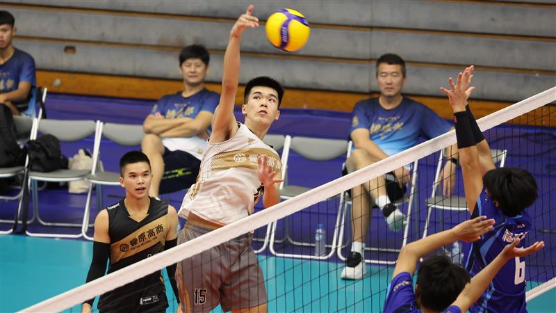 男子組豐原高商首戰面對福誠高中，以直落三獲勝。（圖／主辦單位提供）