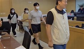 ▲綠能推動中心前副執行長鄭亦麟被控涉嫌索賄，移送北檢複訊。（圖／翻攝畫面）